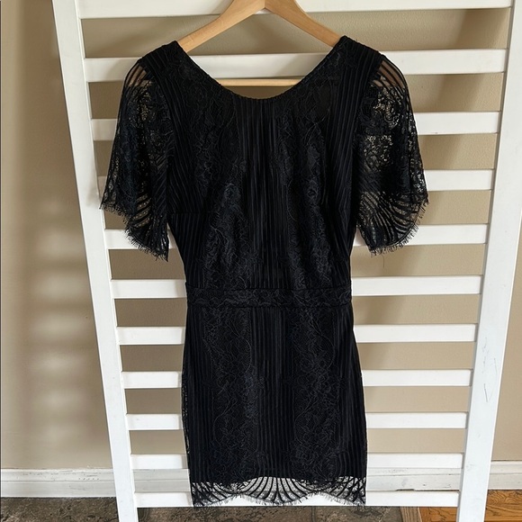 For Love and Lemona San Marcos Lace Black Mini Dress Size Small - Picture 2 of 14